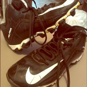 Nike boys football cleats